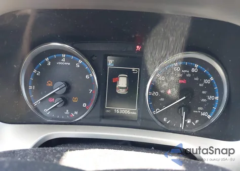 2016 Toyota Rav4 Xle z USA, uszkodzony, nr VIN 2T3RFREV6GW453088